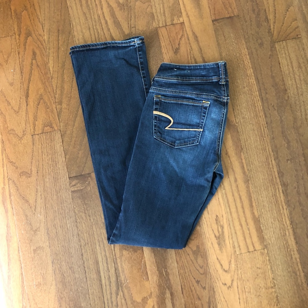 AE kick-boot jeans!